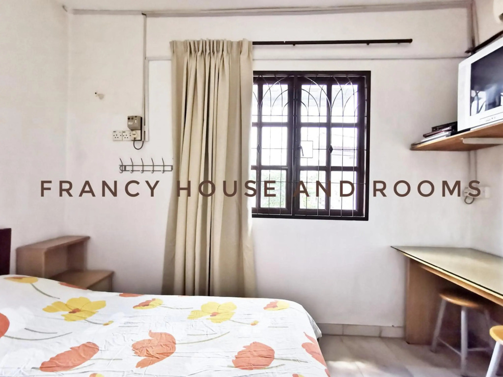 Chill and Traditional House in Bercham Ipoh