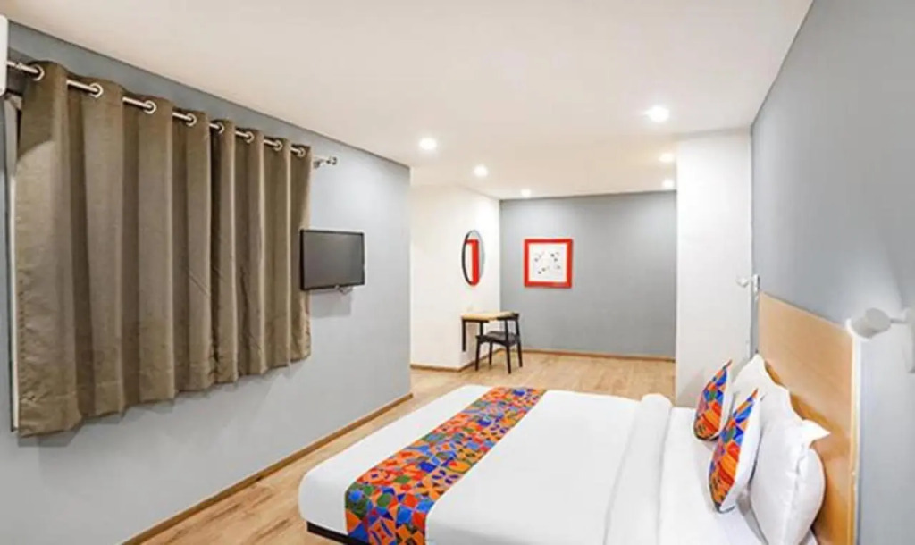 Townhouse Hotel Royal Adress Nearest Parthala Chowk