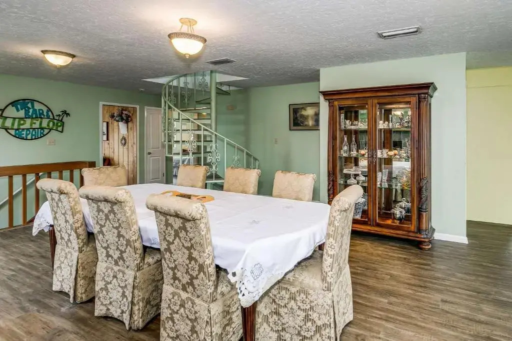 141 Le Port