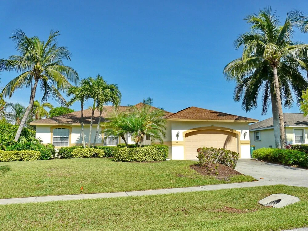 Pet-friendly Home With Pool and Steps to Beach/food