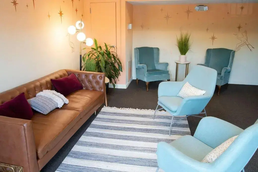 The EO Inn - Downtown Orlando