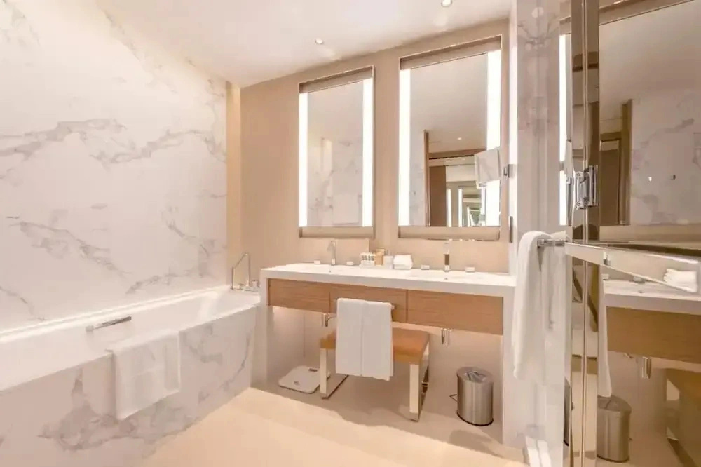 HAPPY SEASON | Address Residences Dubai Opera