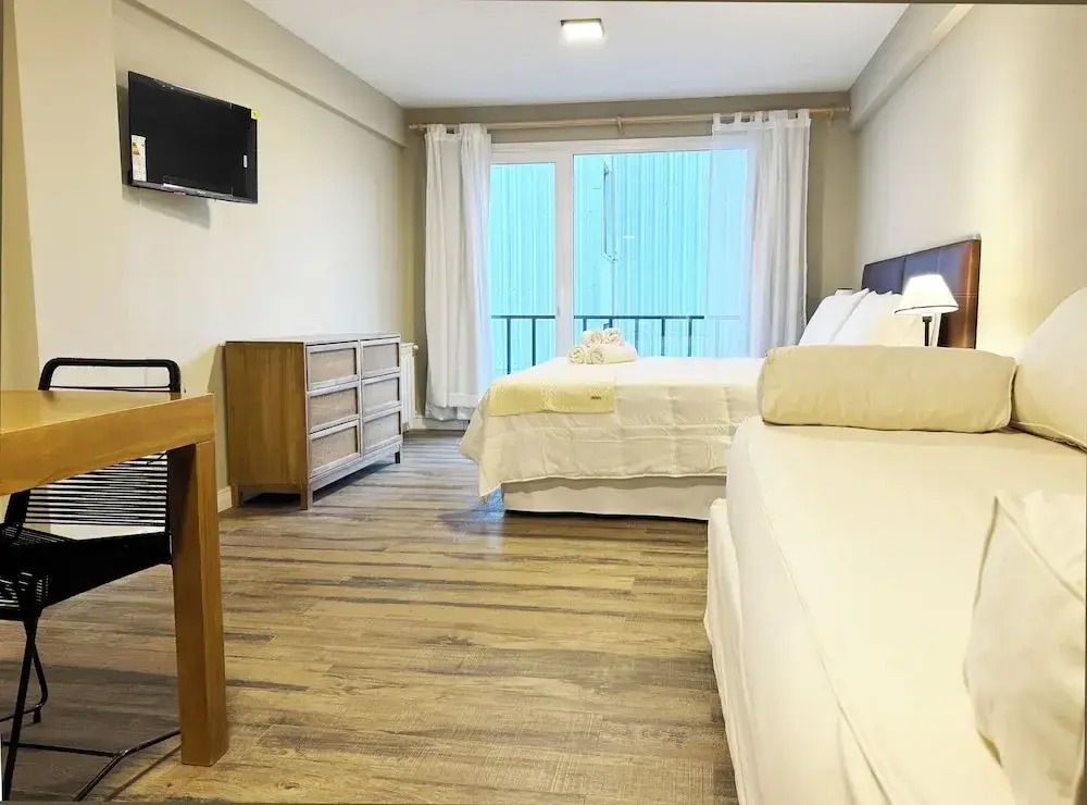 Guemes Apartments