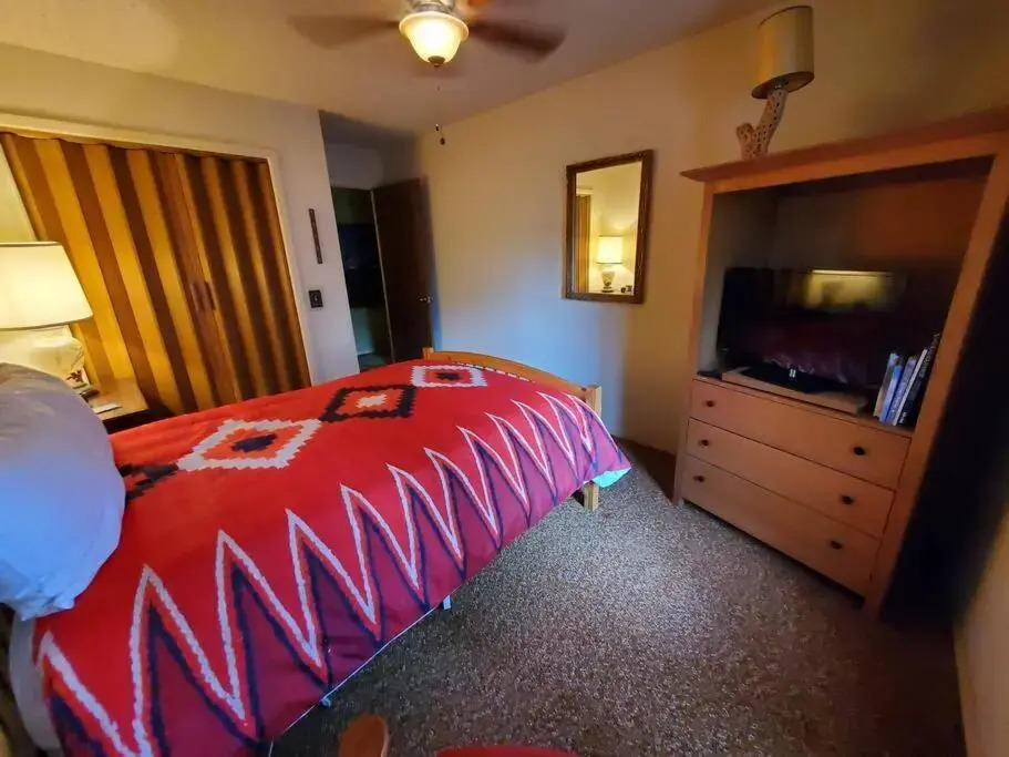 Cozy 3 Bedroom with Fireplace in Beautiful Ruidoso