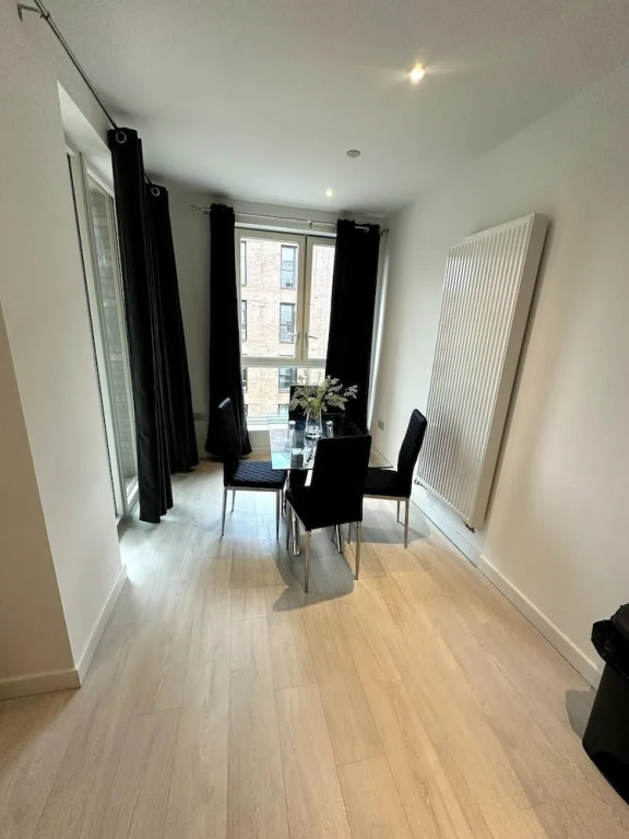 Frogley Park Cozy Apartment