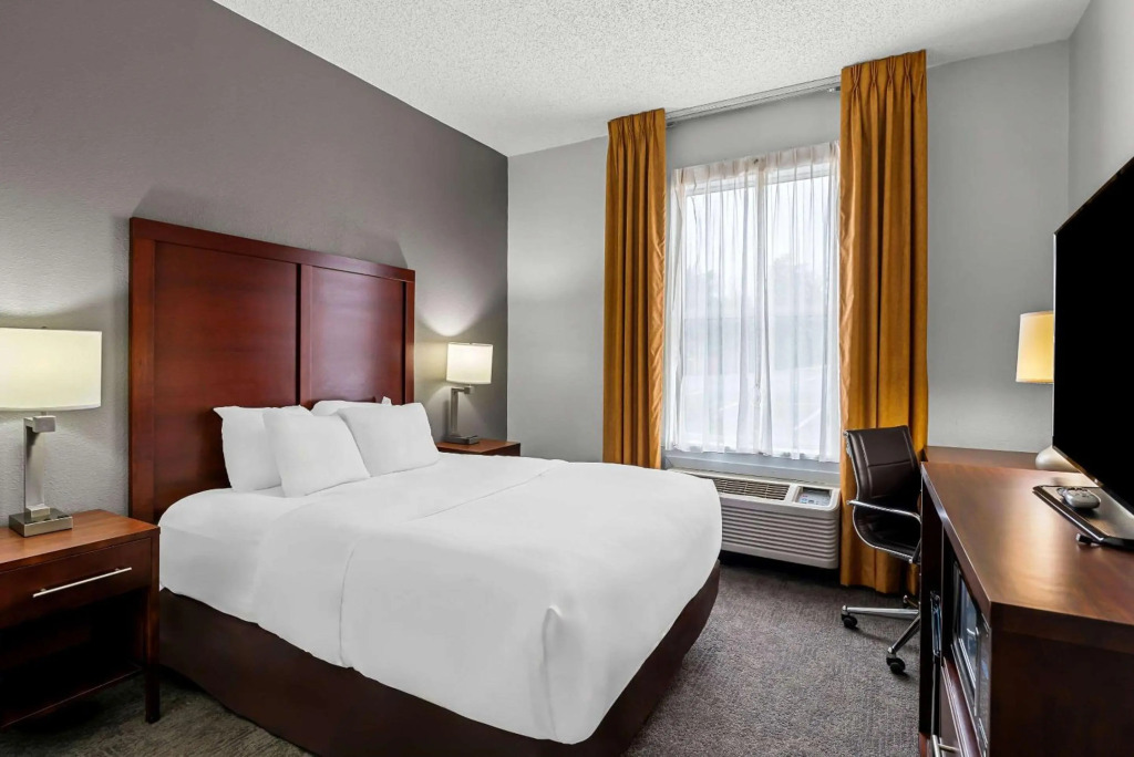 Comfort Inn & Suites Staunton