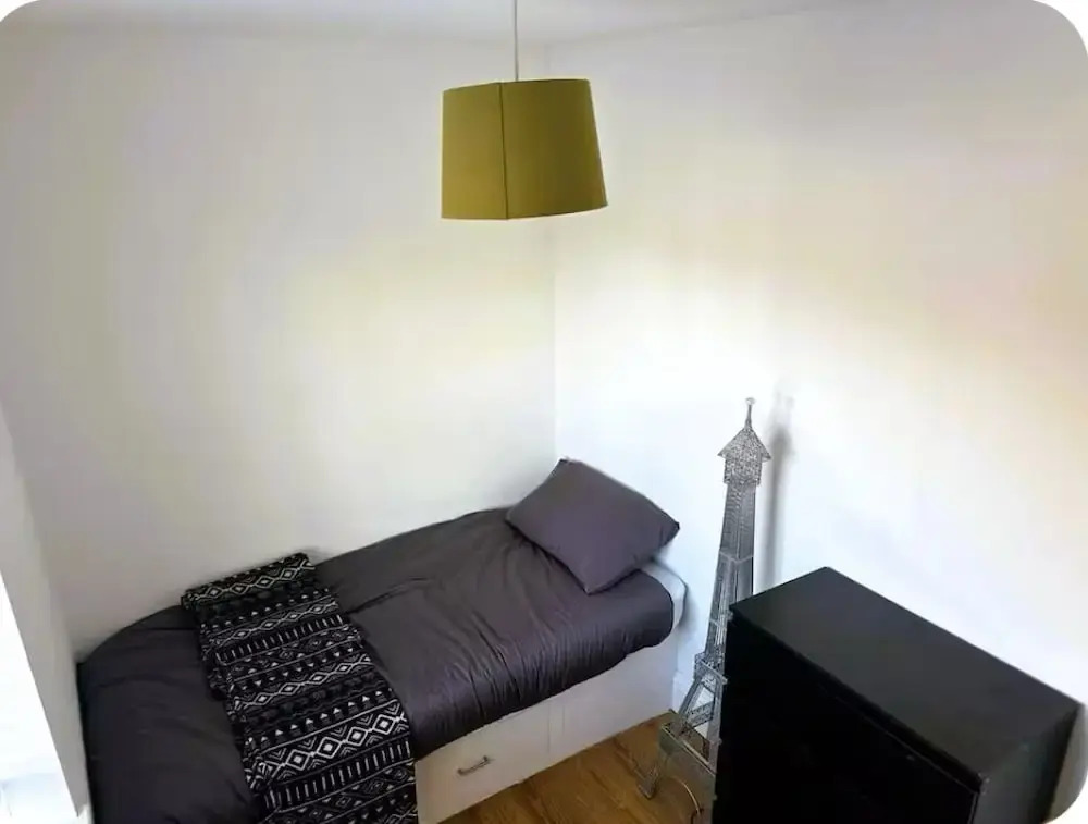 Stratos Realty