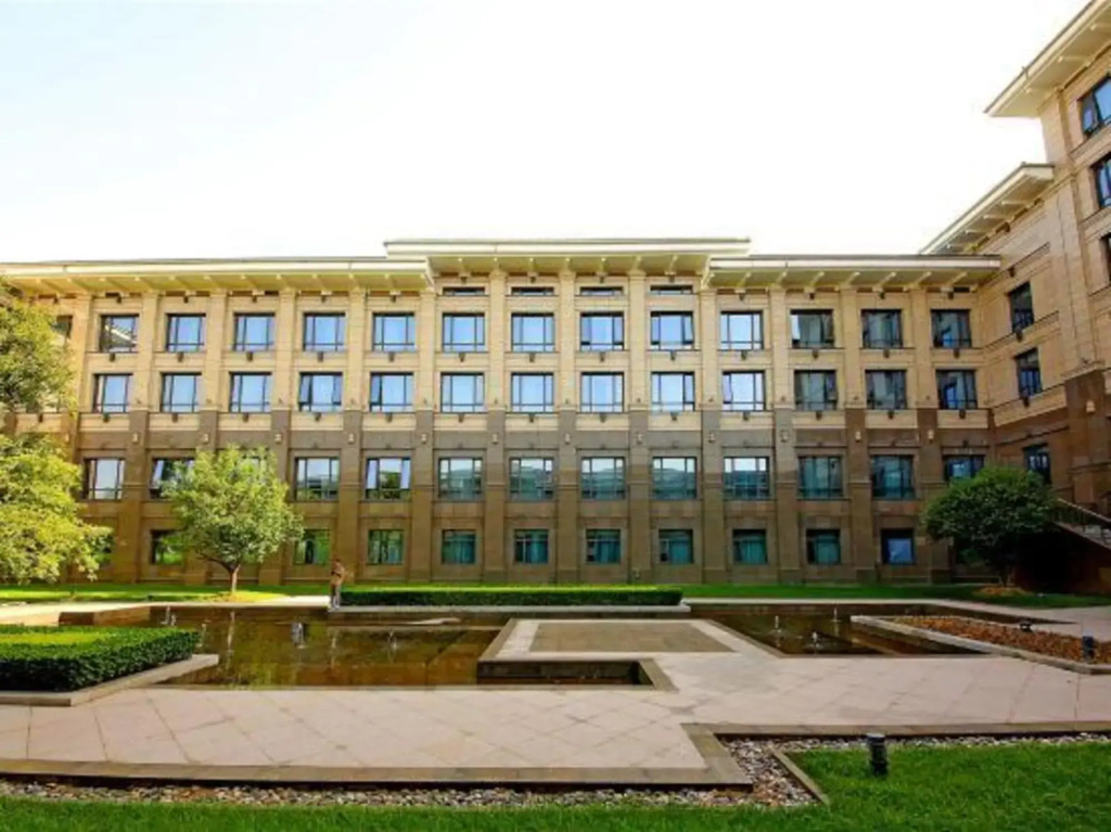 Yunhai Jianguo Hotel