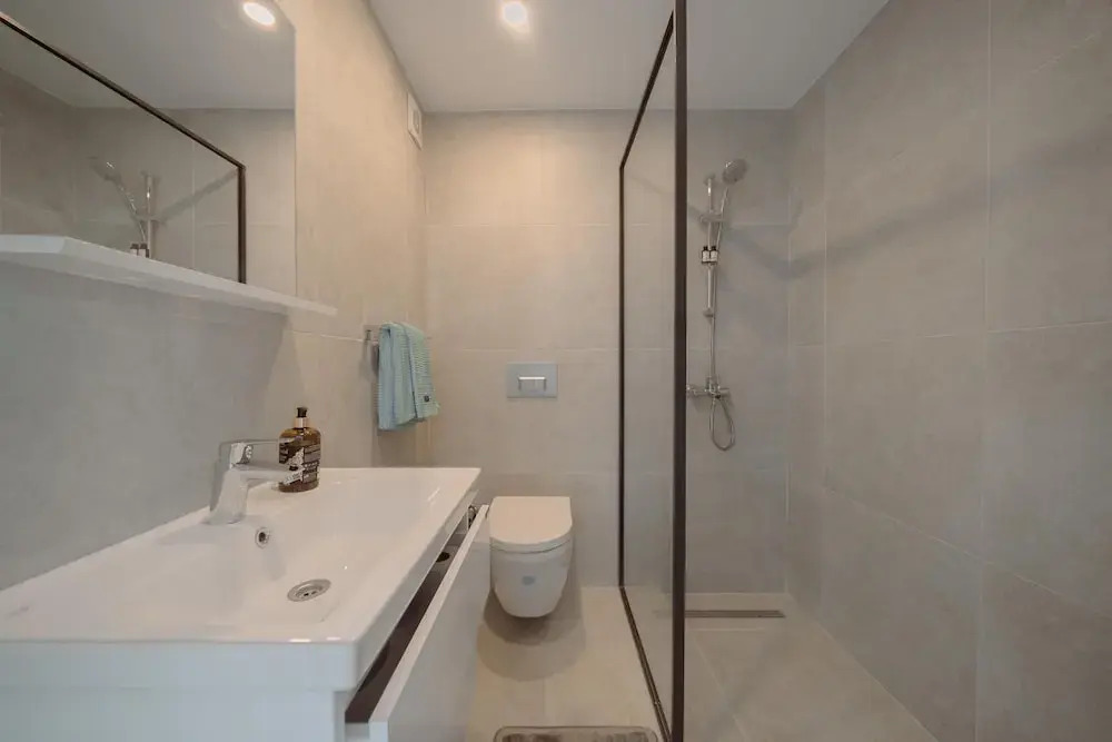 A20 Sun Valley Cove Garden Duplex Apartment