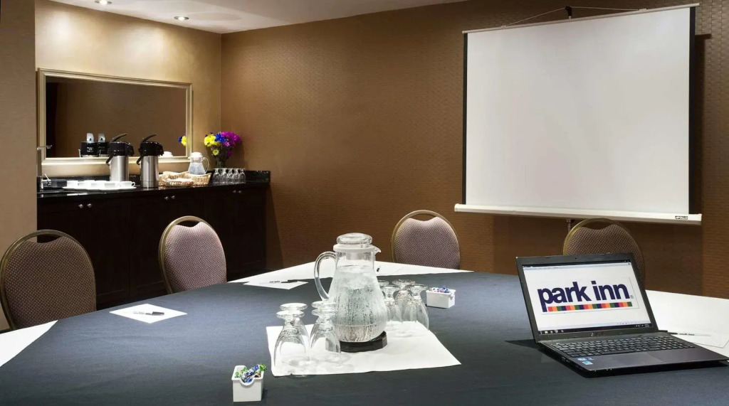 Park Inn by Radisson Toronto-Markham