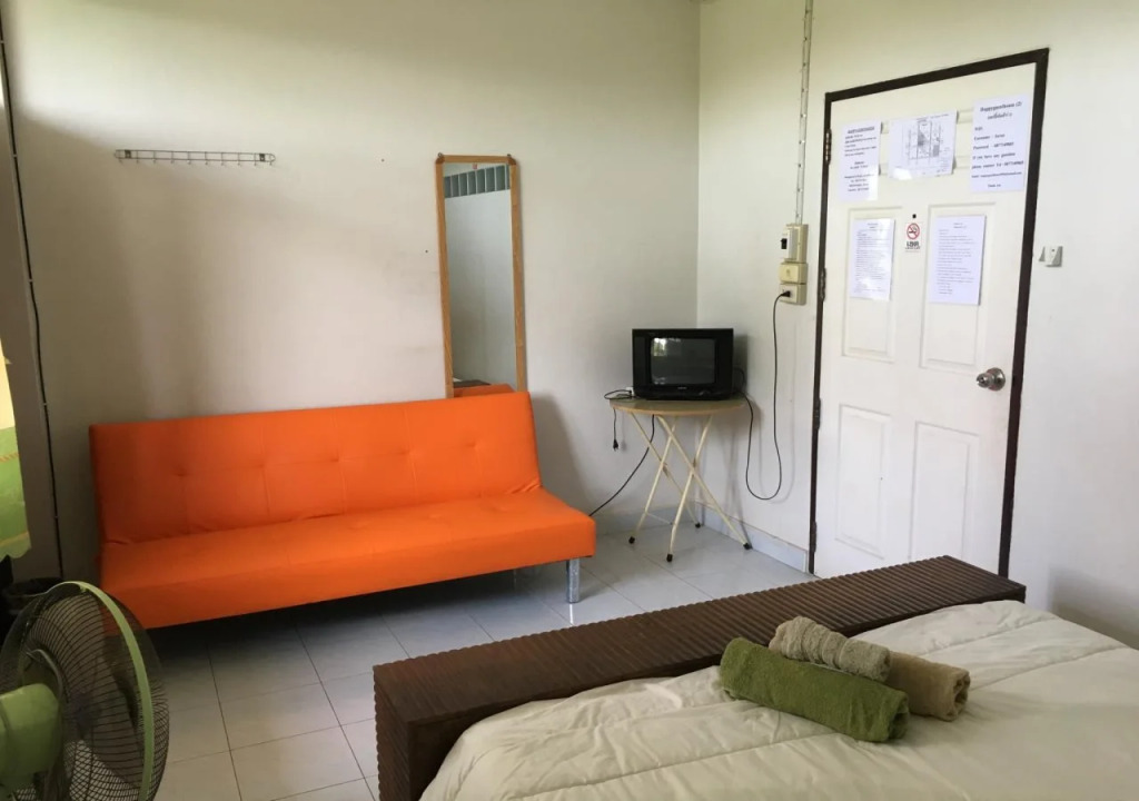Happy Guesthouse