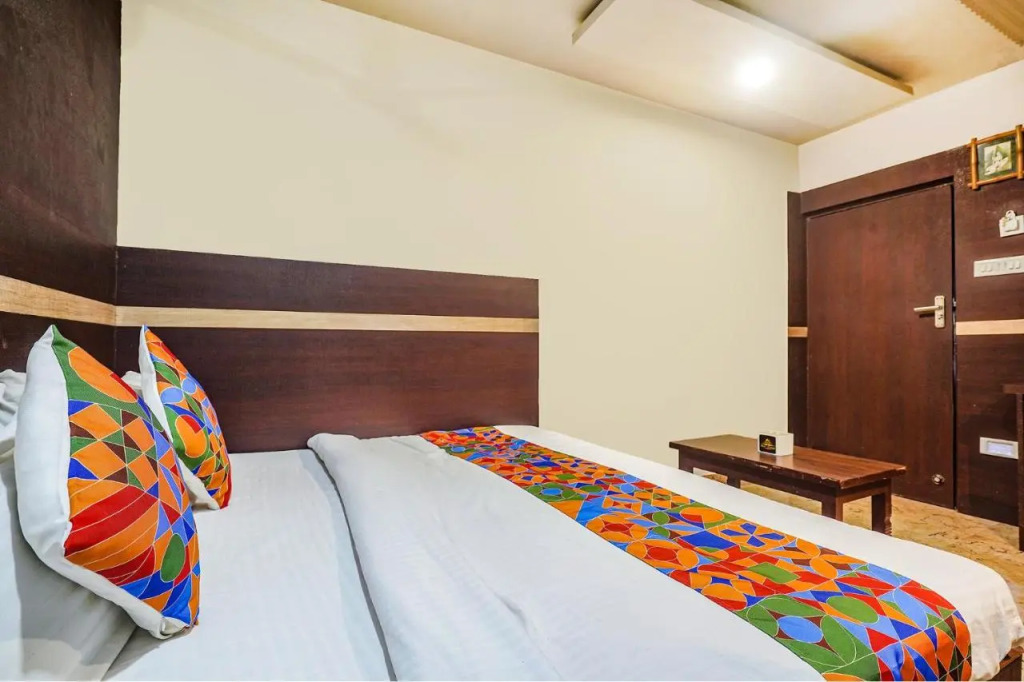 FabHotel Shravan - Nr Eternity Mall