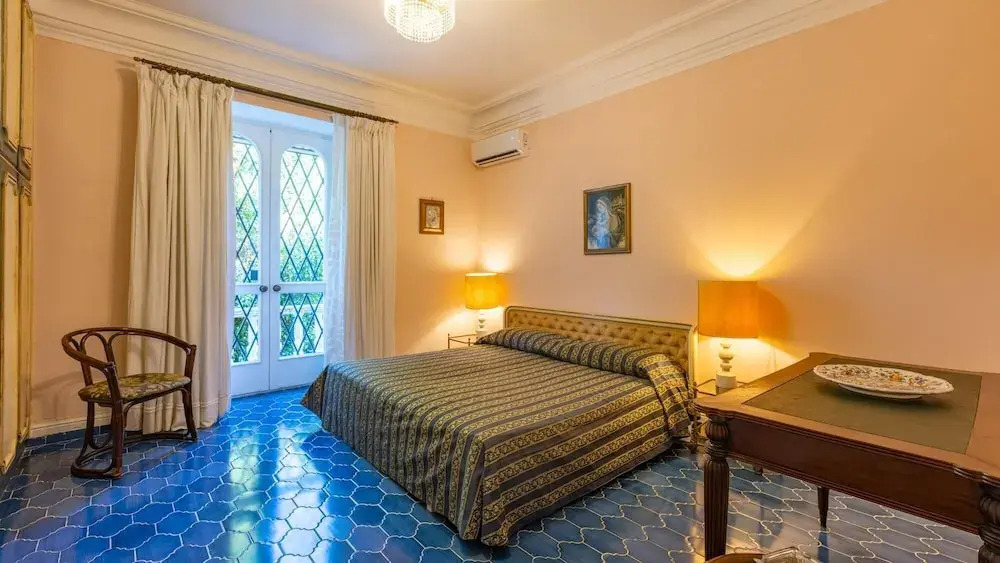 VILLA CARINA 12, Emma Villas