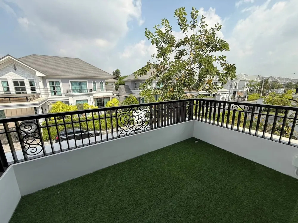 House Near Suvarnabhumi Airport