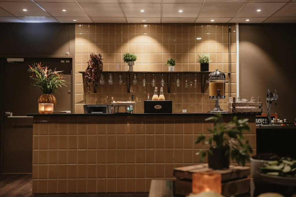 Home Hotel Mektagonen