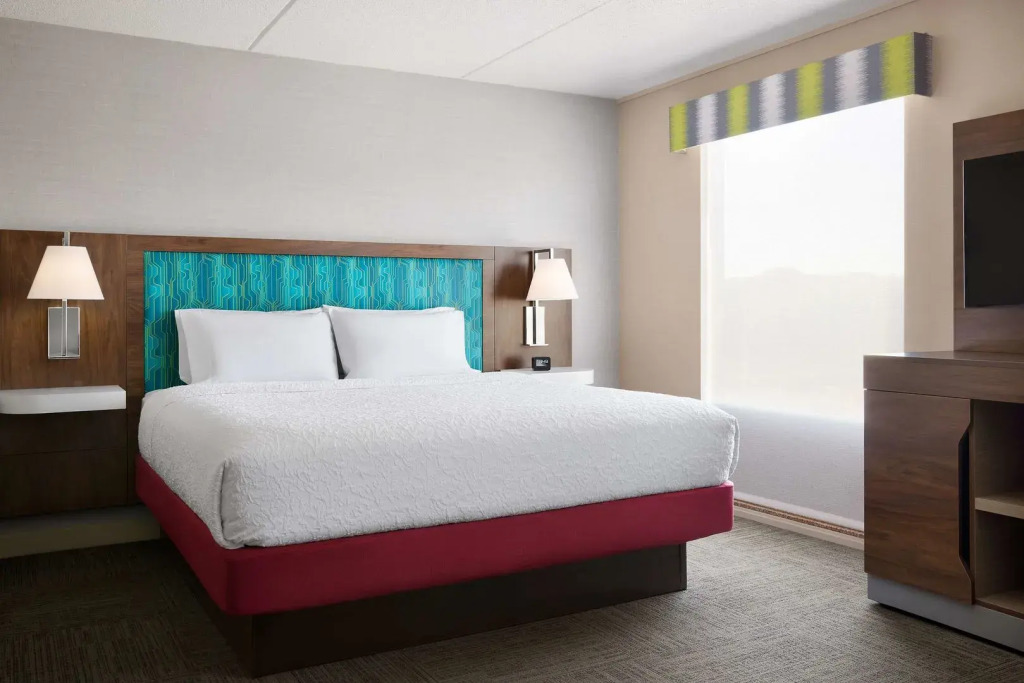 Hampton Inn & Suites West Haven