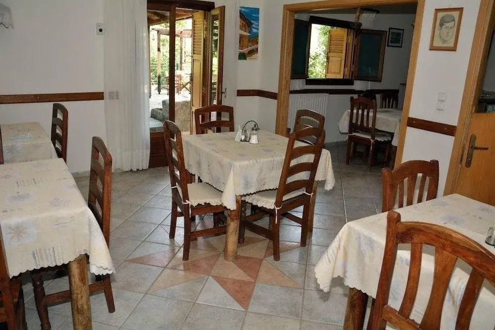 Evrostini Guest House
