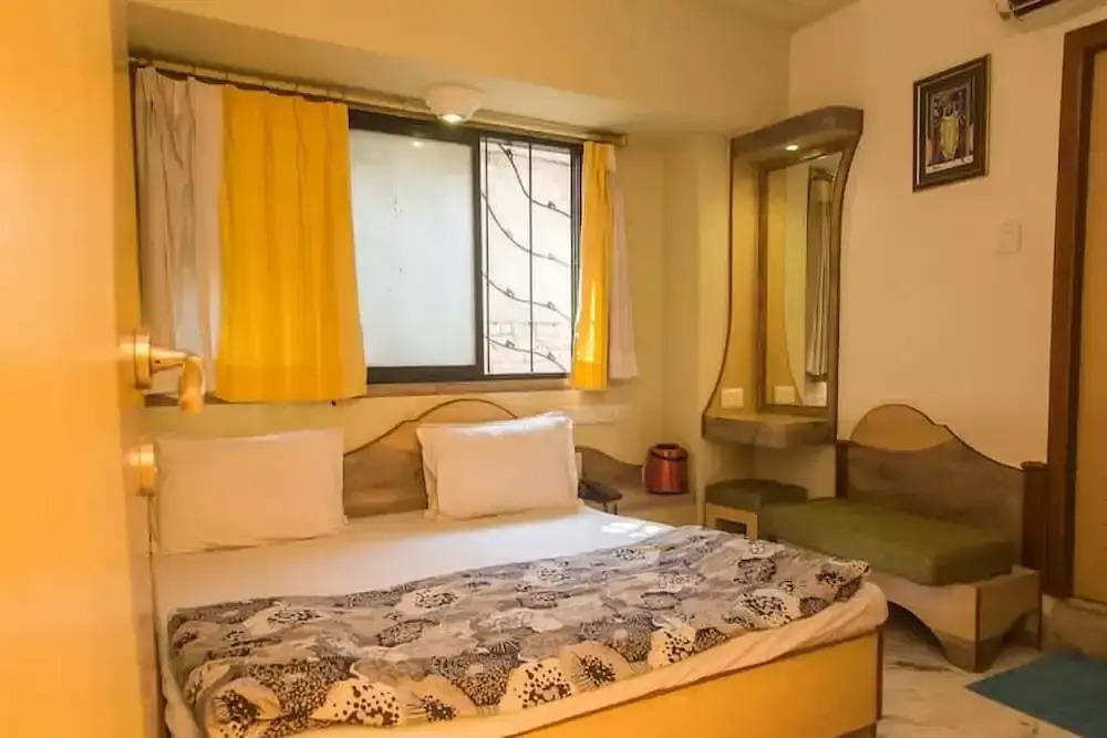Vrinda Hotel