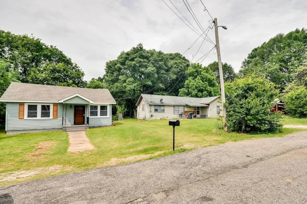 Single-story Home < 1 Mi to Tuskegee University