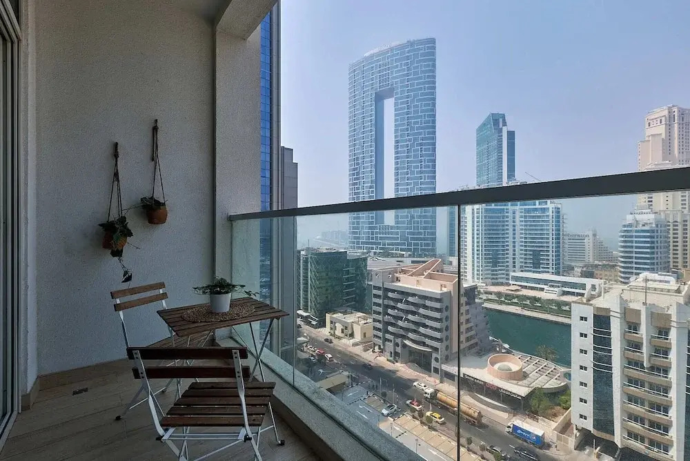 Studio With Best View Of Dubai