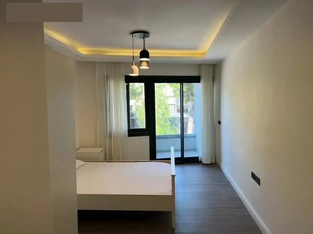 Enoya Suits Ilıca