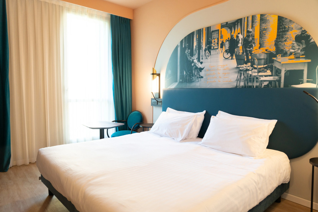 Отель Mercure Bologna Centro