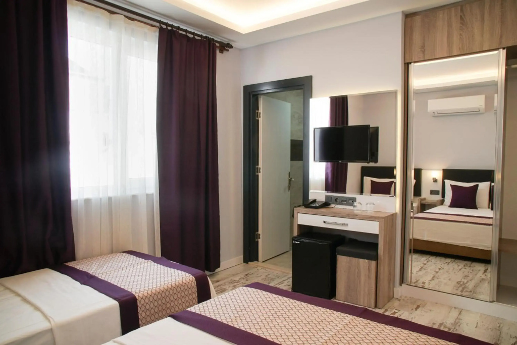 AF-RA Hotel