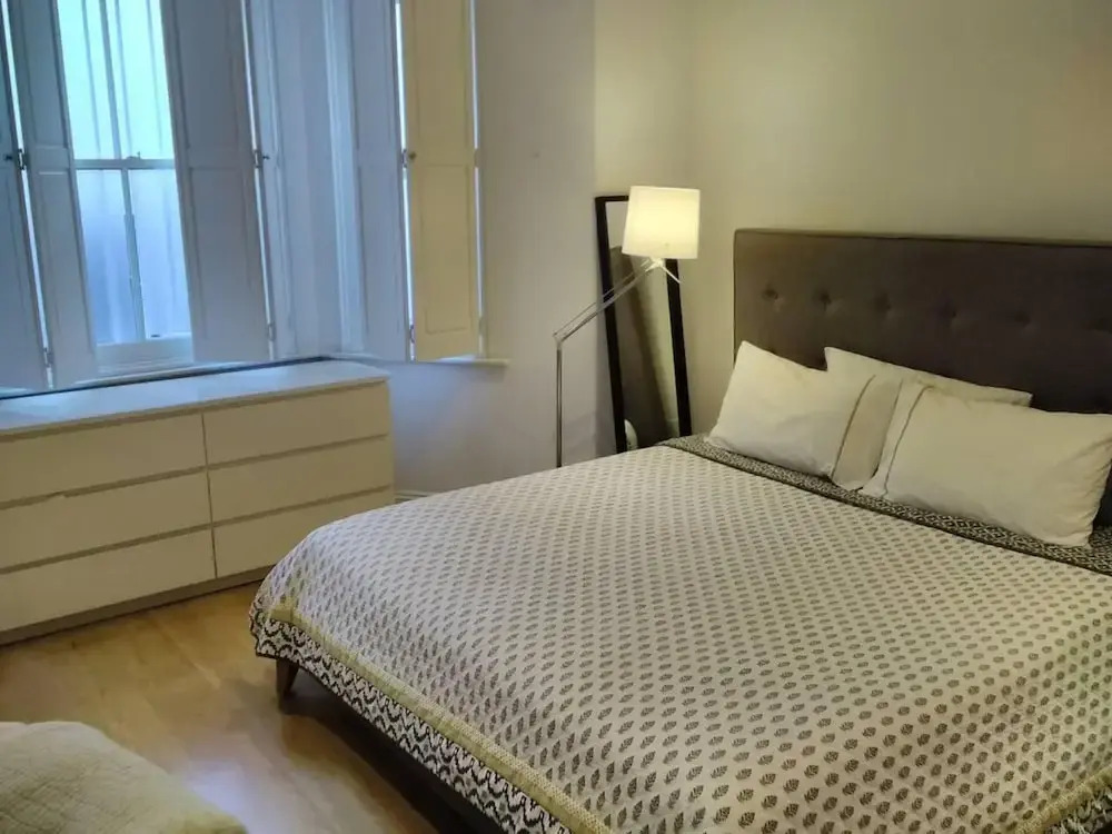 Superior Kensington, London Flat With Free Wi-fi