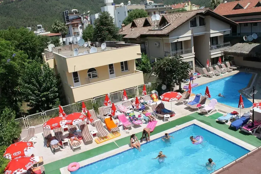 Ida Hotel