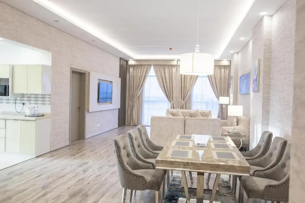 Veliton Hotel