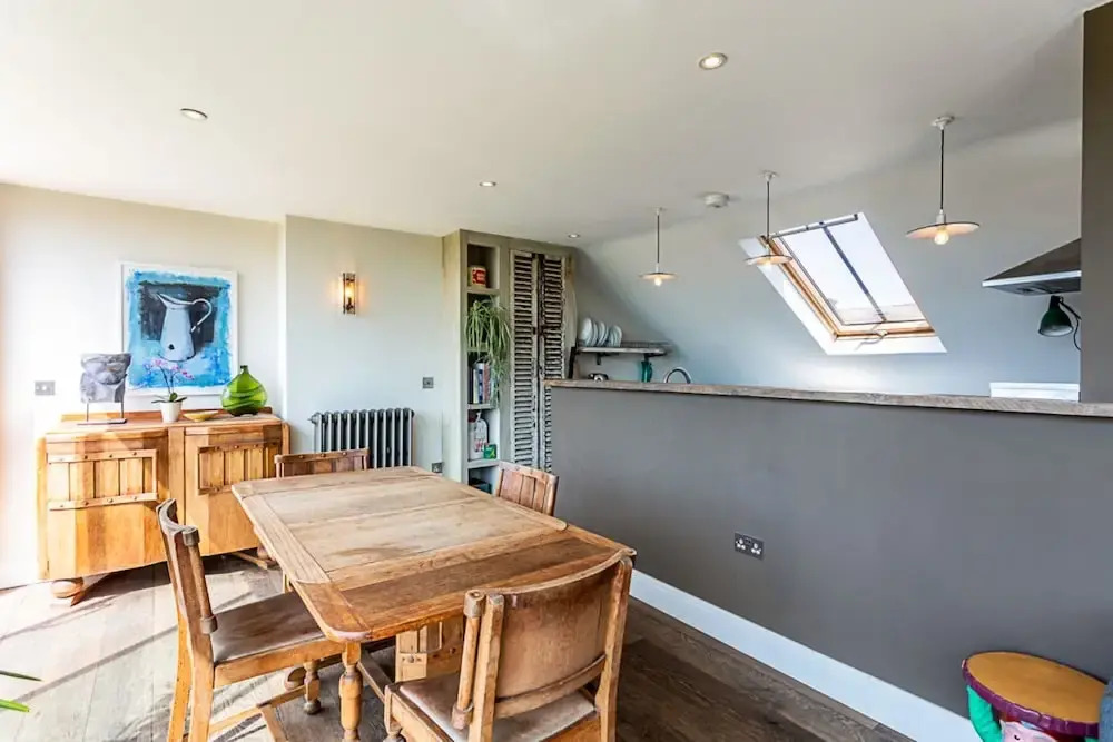Stunning Penthouse Apartment Near Battersea Park
