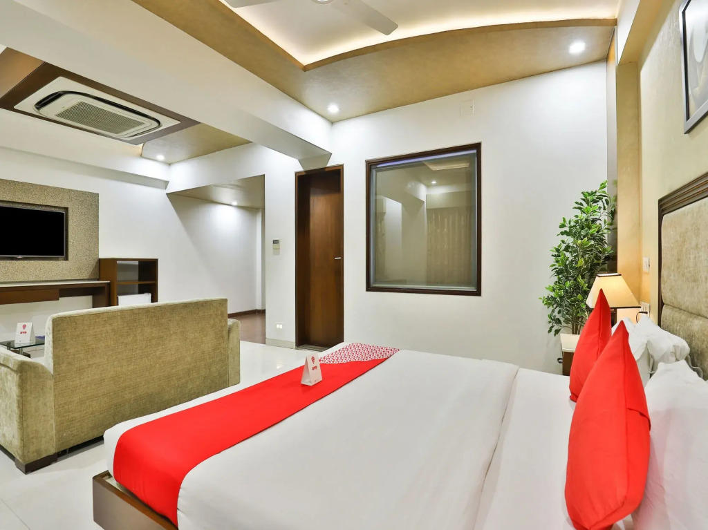 The Grand Vinayak Hotel