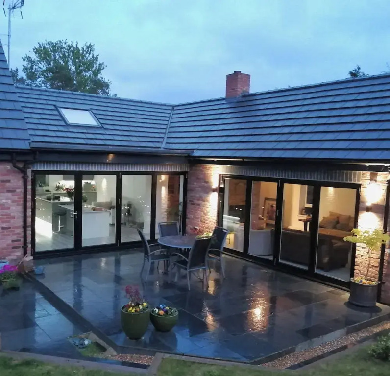 The Highlands, 5 bed 5 Bath, Large Spacious House