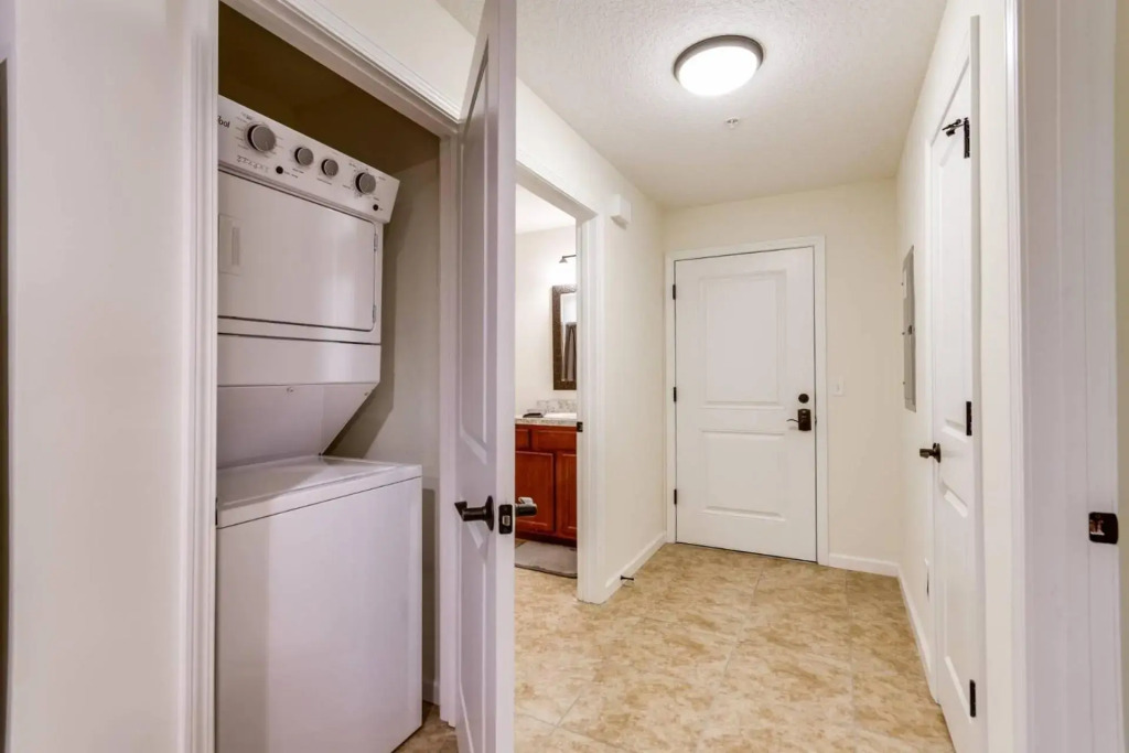 Oak Street #13