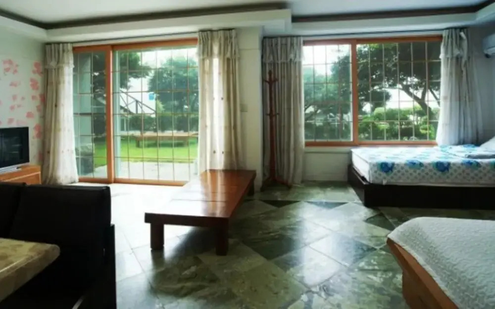 Seogwipo JJ House Pension