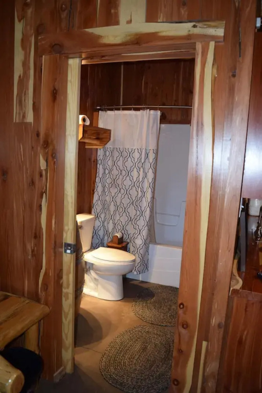 Diamond Lake Cabins
