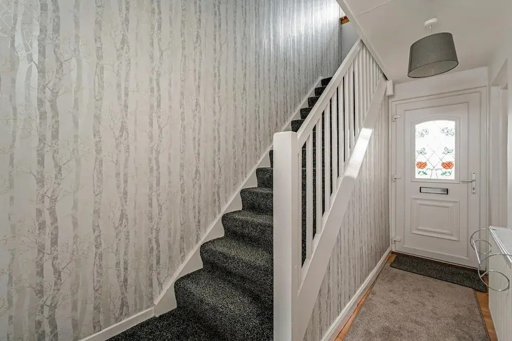 Centrally Situated 1 Bedroom House in Cumbernauld