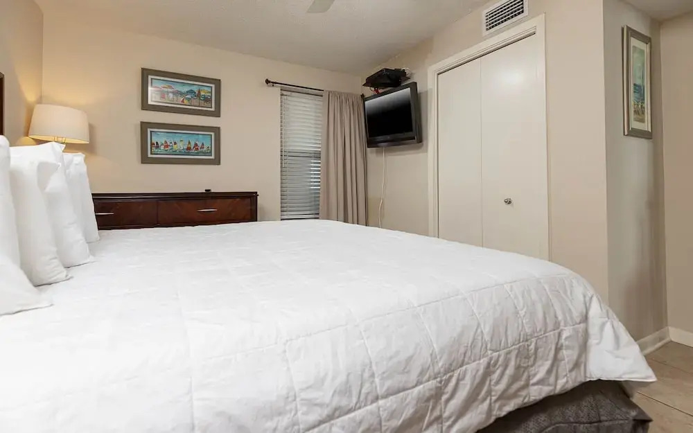 Phoenix V 707 1 Bedroom Condo