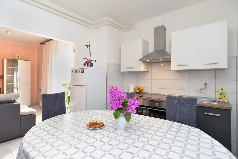Apartment 1956
