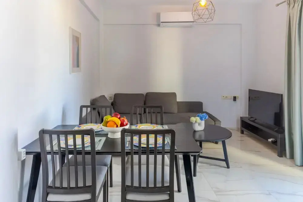 Heraklion 2Bd Oasis w Relaxing Patio