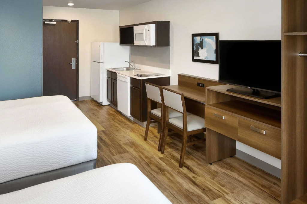 Woodspring Suites Houston IAH Airport