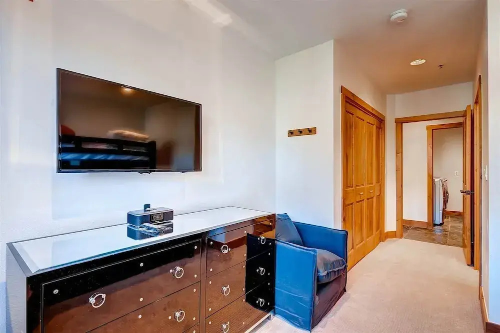 4 Bedroom Condo