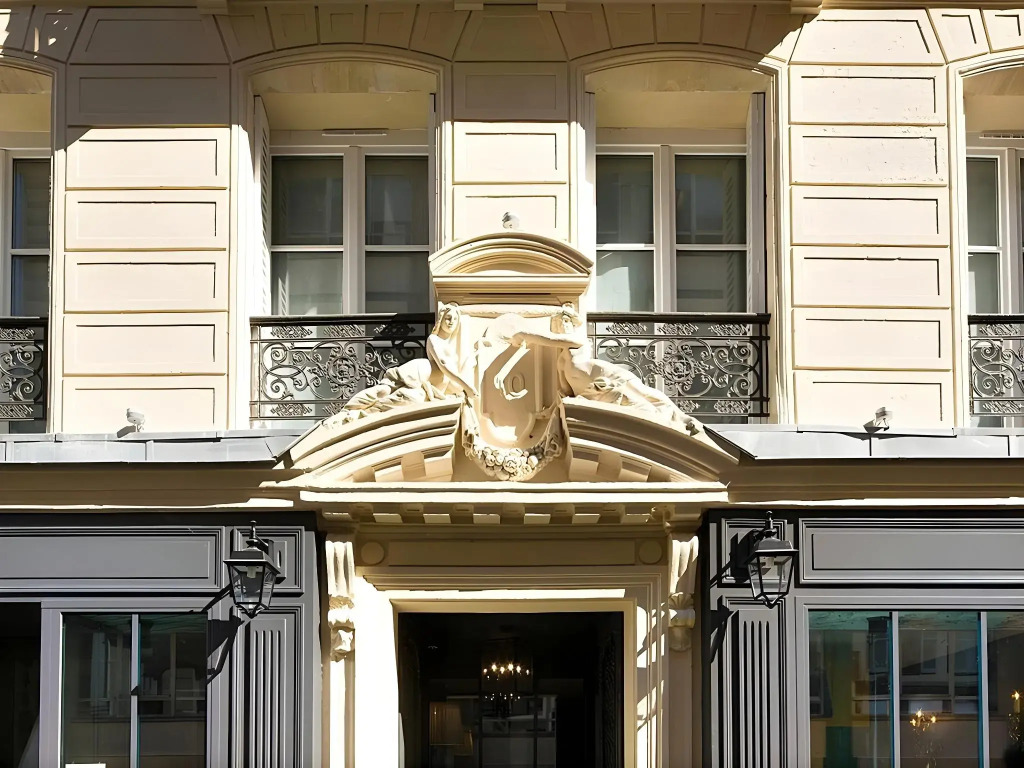 Les Plumes Hotel