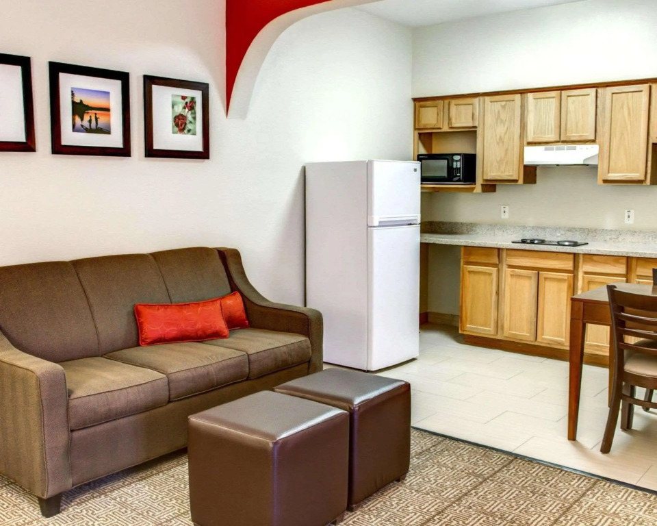 Comfort Suites Tyler South