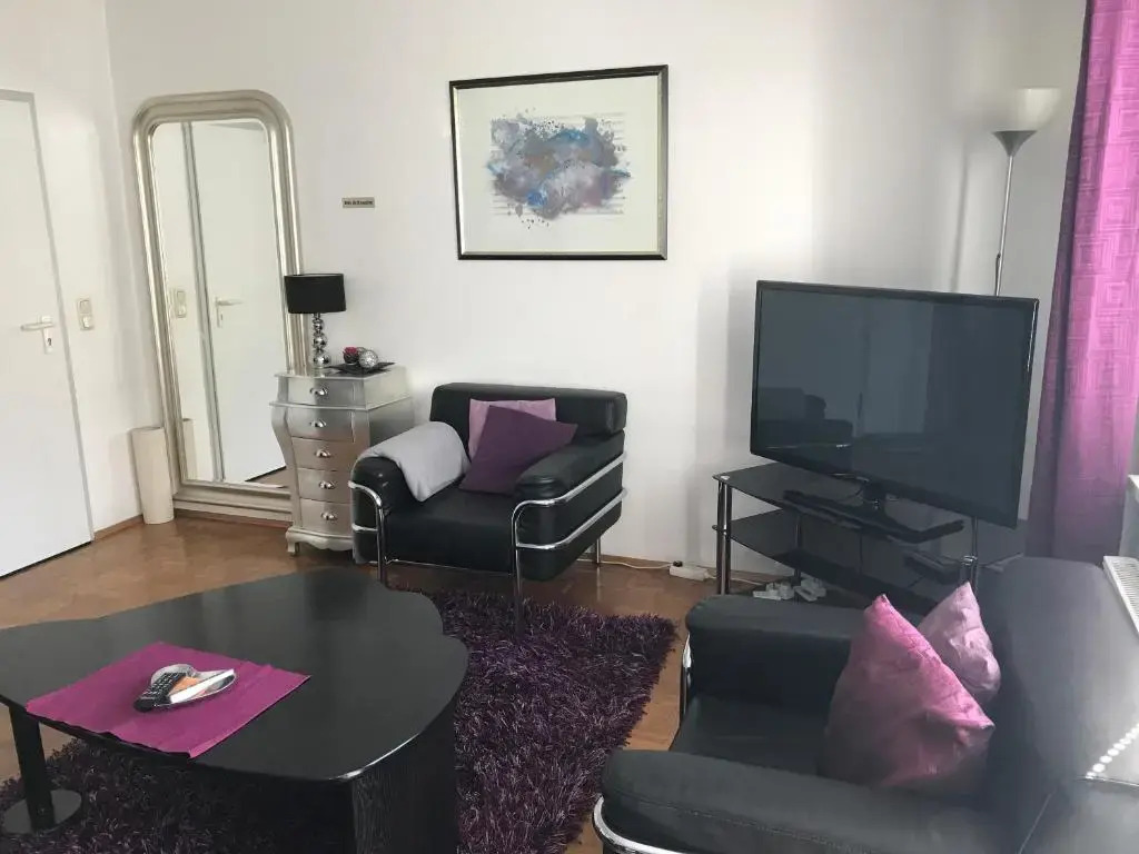 Apartmenthaus Zentrum Komfort Apartments mit Miniküchen verschiedener Größen