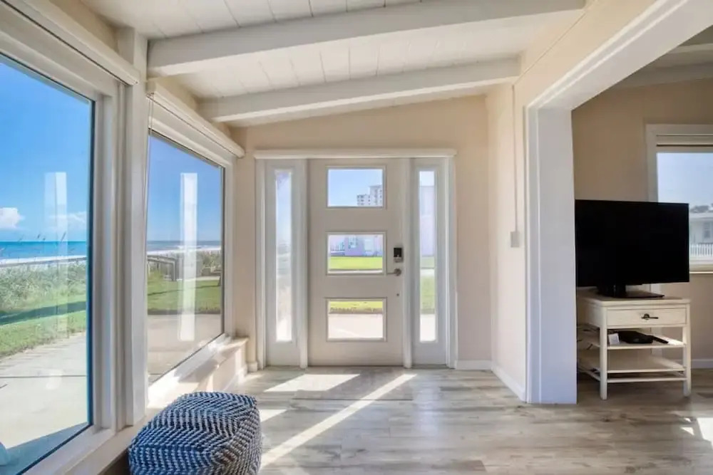 Sunrise Cottage Direct Oceanfront House