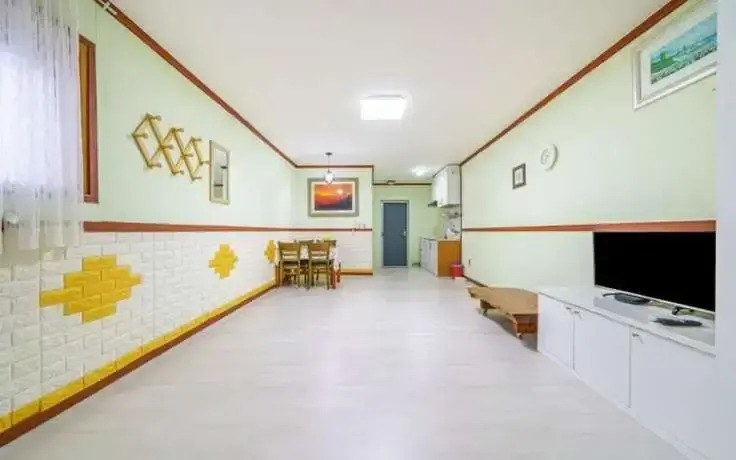 Yangyang Seorakdaemunteo Pension
