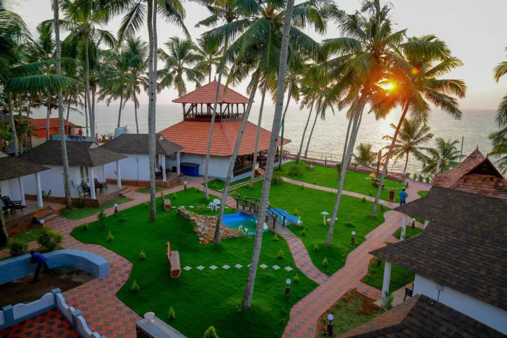 SUN VIEW Beach Resort