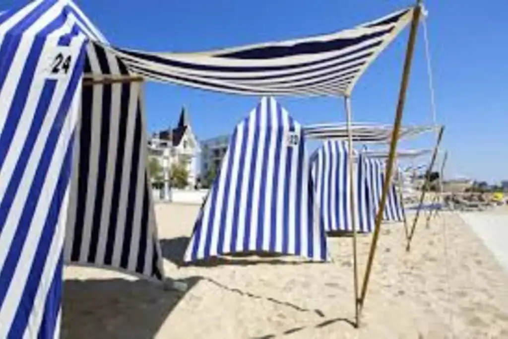 Havre de paix 4 étoiles, à 100 mètres de la plage