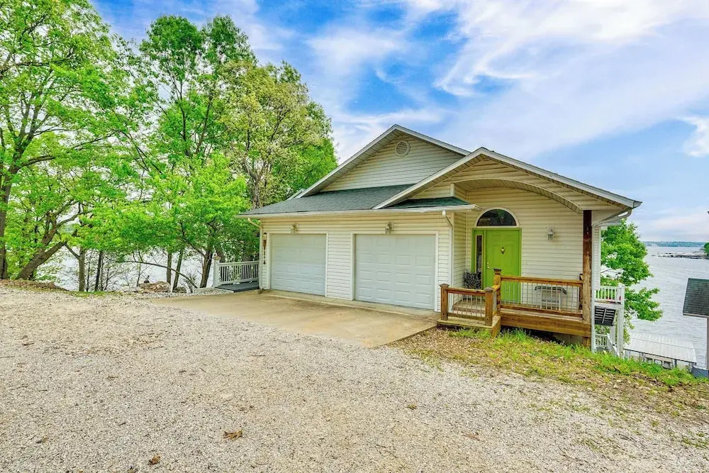 Water Sports On-site! Lake of the Ozarks Townhome